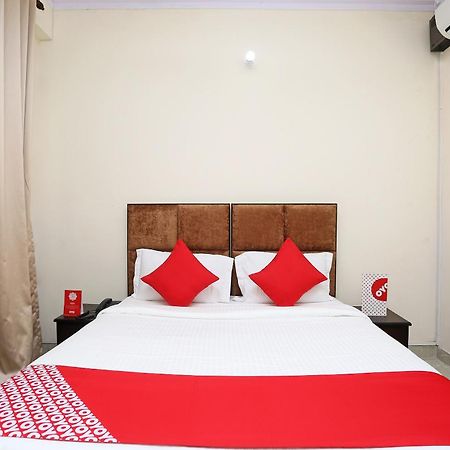 Hotel O Awesome Villa Near Appu Ghar Гургаон Экстерьер фото