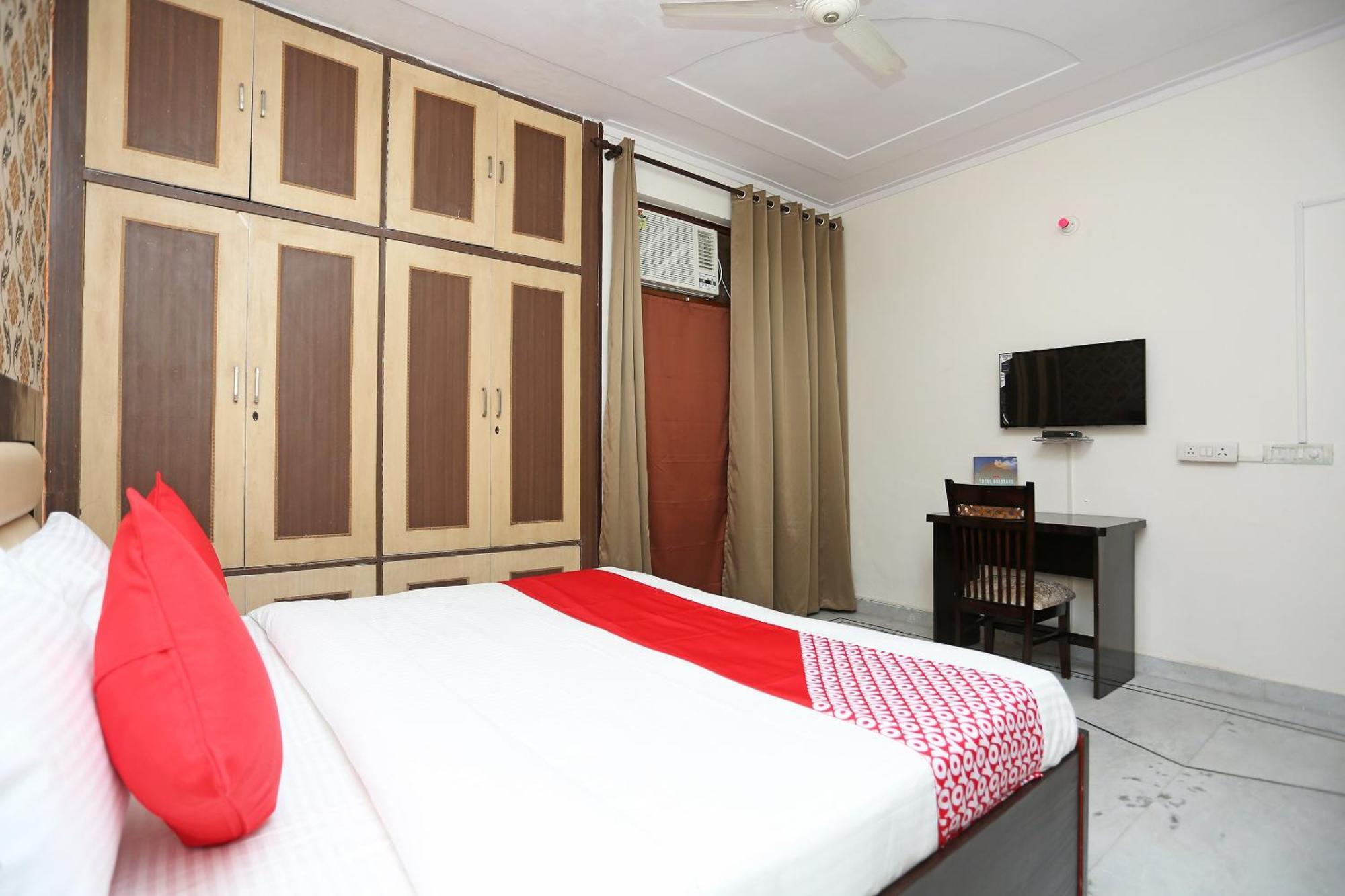 Hotel O Awesome Villa Near Appu Ghar Гургаон Экстерьер фото