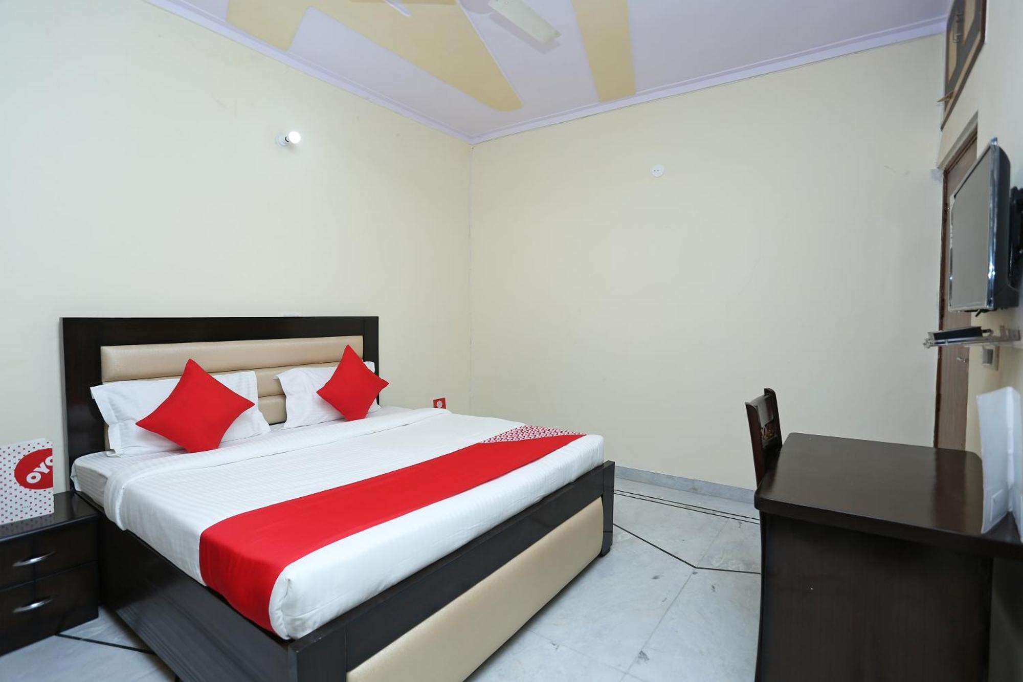 Hotel O Awesome Villa Near Appu Ghar Гургаон Экстерьер фото